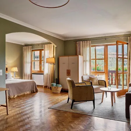 Hotel & Bachmair Weissach, Luxury Family Rotta