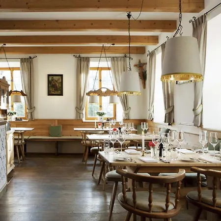 Hotel & Bachmair Weissach, Luxury Family Rotta